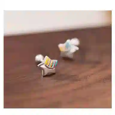 s999