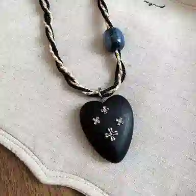 尚先生 轻奢复古木质大爱心十字架气质独特个性时尚颈链锁骨链#好运 树脂 项链 女款