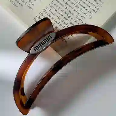 尚先生 气质磨砂棕色月牙大号镂空鲨鱼夹多发量 发夹 女款