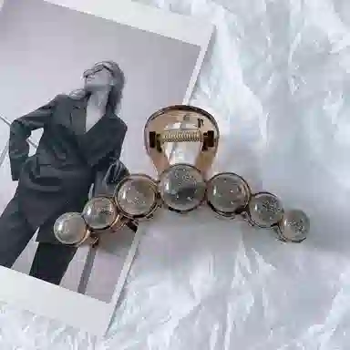 尚先生 法式高级感晕染细闪灰色圆珠大号抓夹国风百搭轻奢发饰新款 头饰 女款