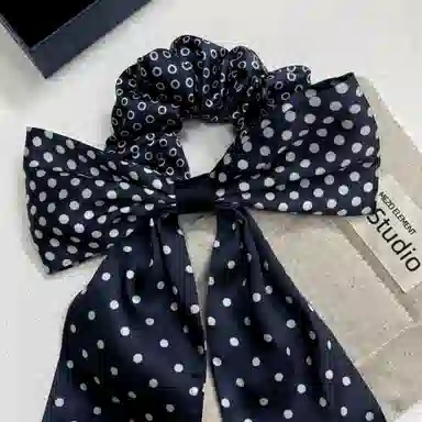 尚先生 高级波点蝴蝶结发圈慵懒秋冬大肠圈轻奢高级发绳法式超长飘带头绳 布艺 发饰 女