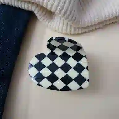 尚先生  网红爱心格子发夹新款爆款抓夹后脑勺棋盘格鲨鱼夹高级头饰发卡 发饰 女款