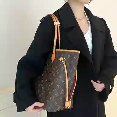 LV neverfull