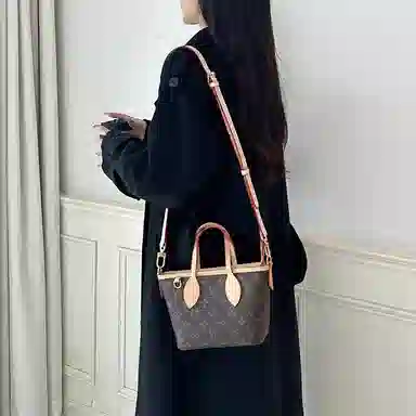 LV Neverfull BB