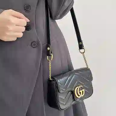 GUCCI
