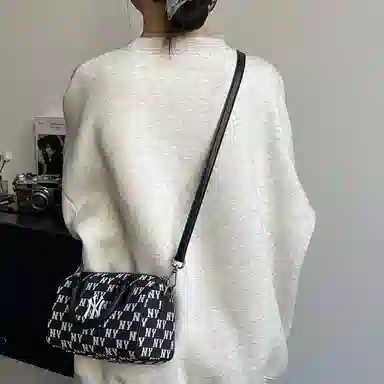 Shehujiangxin Black Bag