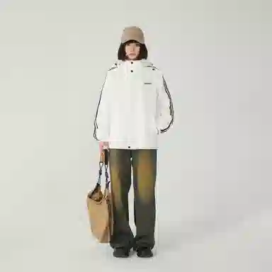 CREAZIONI LA FANTASIA E MOBILE logo