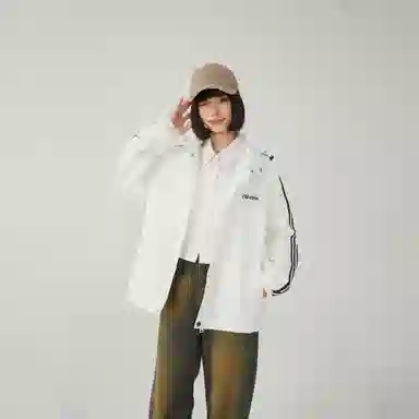 CREAZIONI LA FANTASIA E MOBILE logo