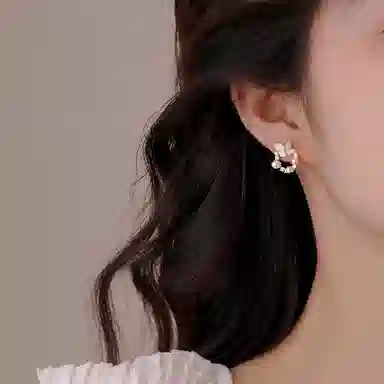 ONEKISS 2024