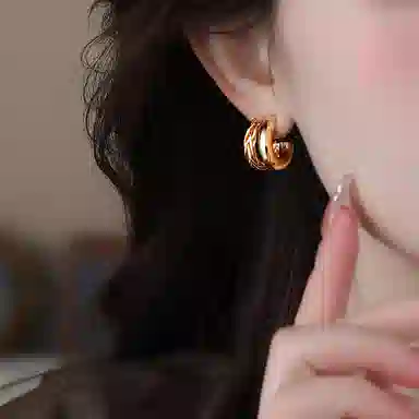 ONEKISS C