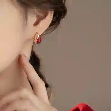 ONEKISS 925 2024