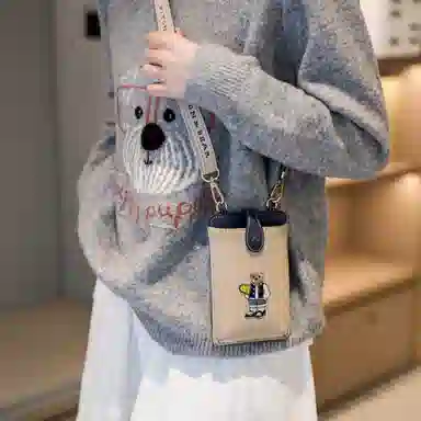 北包包 小众图案设计休闲简约日常通勤时尚百搭 帆布 帆布包单肩斜挎包 小号 女款 白色衬衫熊/滑板熊/皇冠熊