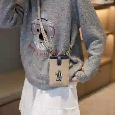 北包包 小众图案设计休闲简约日常通勤时尚百搭 帆布 帆布包单肩斜挎包 小号 女款 白色衬衫熊/滑板熊/皇冠熊