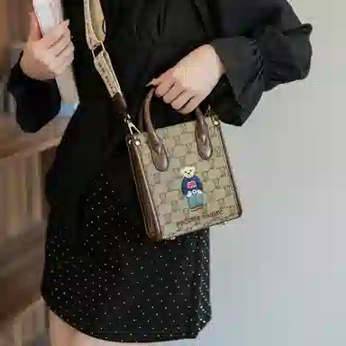 北包包 时尚百搭可爱小熊刺绣复古手提包 帆布 帆布包手机包 常规 女款 米白色/卡其色