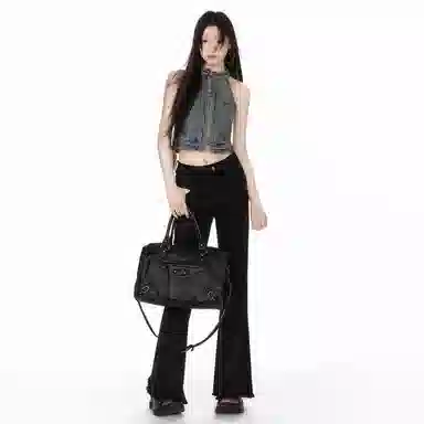 EPTISON WOMAN Chaotic Romance