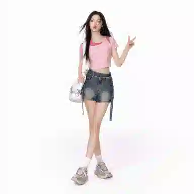 EPTISON WOMAN Chaotic Romance