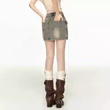 EPTISON WOMAN