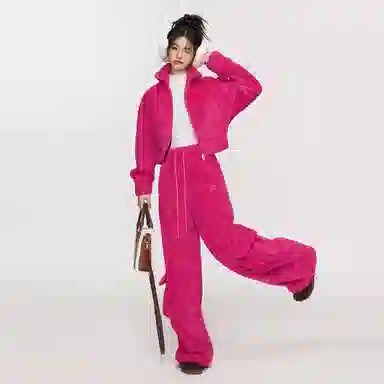 EPTISON WOMAN BACK TO 1990S