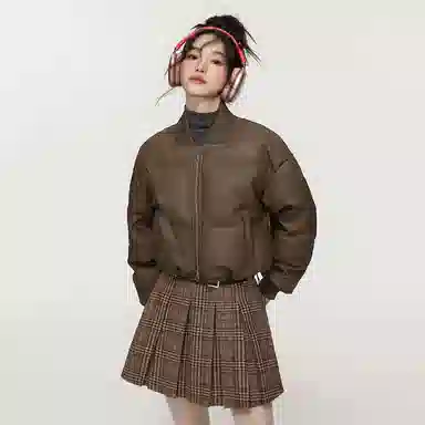EPTISON WOMAN BACK TO 1990S