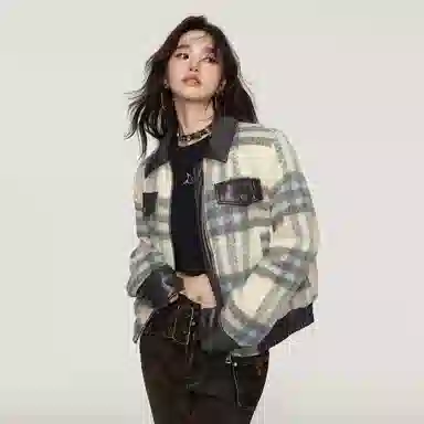 EPTISON WOMAN BACK TO 1990S