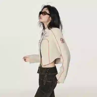 EPTISON WOMAN New Beginning