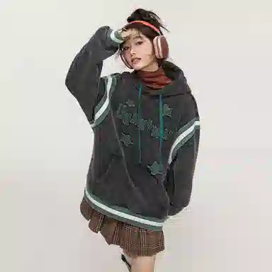EPTISON WOMAN BACK TO 1990S
