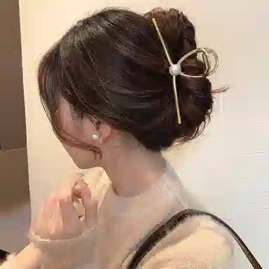色菲尔 金色珍珠抓夹 高级感珍珠鲨鱼夹大号抓夹女后脑勺盘发显发量多显脸小金属夹子头饰 合金 发夹 女款