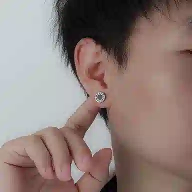 色菲尔 罗马数字螺丝拧扣耳饰 小众简约高级感设计潮流轻奢个性中性时尚百搭 养耳免摘 钛钢 耳钉 男女同款情侣款