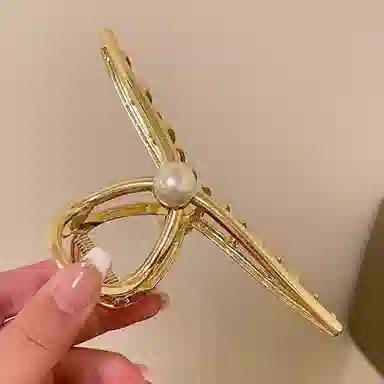 色菲尔 金色珍珠抓夹 高级感珍珠鲨鱼夹大号抓夹女后脑勺盘发显发量多显脸小金属夹子头饰 合金 发夹 女款