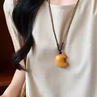 色菲尔 民族风星星月亮复古新中式潮酷国风国潮可爱少女森系时尚日常通勤学生百搭 鸡翅木 项链 男女同款情侣款