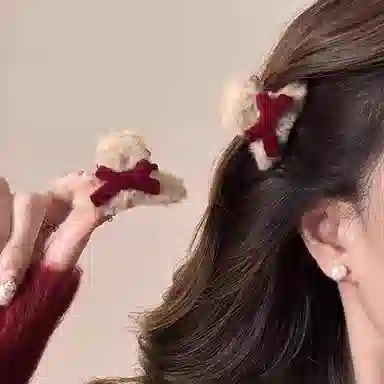 色菲尔 蝴蝶结毛绒小鲨鱼夹  红色蝴蝶结毛绒抓夹春天小号可爱侧边刘海夹丝绒蝴蝶夹后脑勺甜美百搭发饰 仿兔毛 发夹 女款