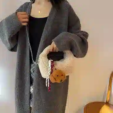 爱尔绅特 时尚百搭 羊羔毛 斜挎包 女款 多色