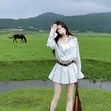 柏黛妃 旷野气质遐想条纹小个子收腰显瘦高级感老钱风短裙长袖连衣裙 女款