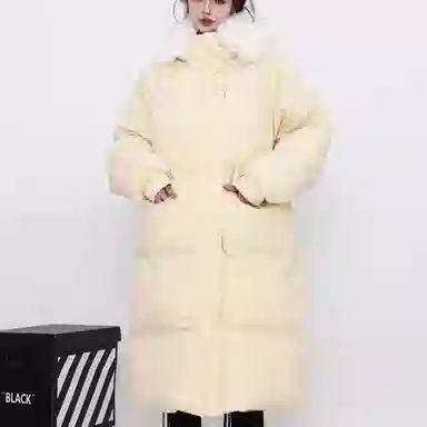 柏黛妃 修身连帽毛领长袖棉服 女款