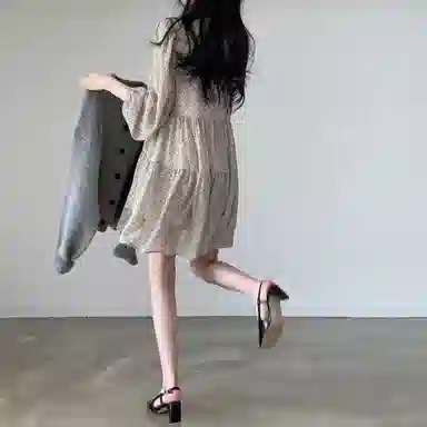 柏黛妃 清新少女感花色宽松长袖连衣裙 女款