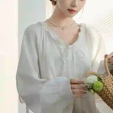 柏黛妃 韩系甜美木耳花边松弛感衬衫 女款