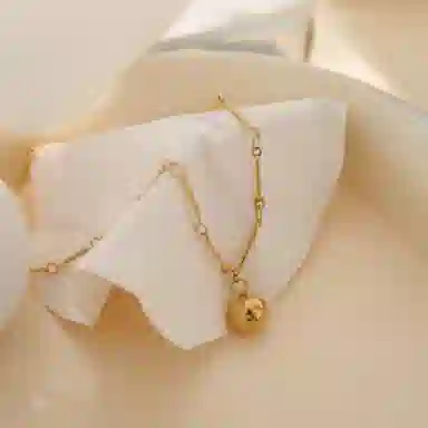 NAME.S ins