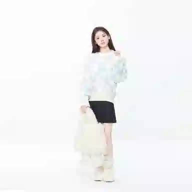 九条喵 休闲宽松小兔子圆领针织衫 女款