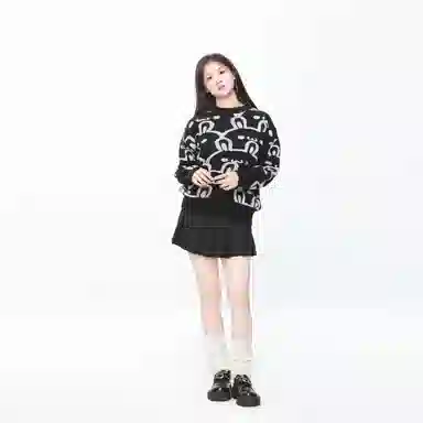 九条喵 休闲宽松小兔子圆领针织衫 女款