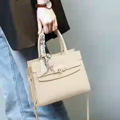 Crtnzo Kroez Tote Bag Cream