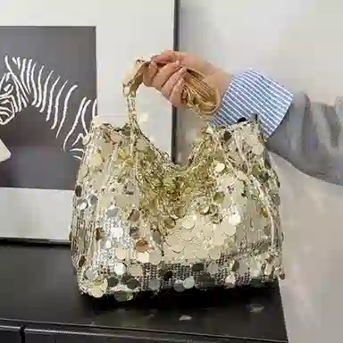 QINNXER Chain Shoulder Bag