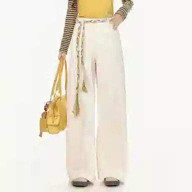 EPTISON WOMAN