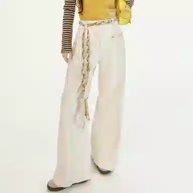 EPTISON WOMAN