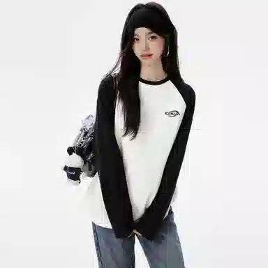 EPTISON WOMAN logo T
