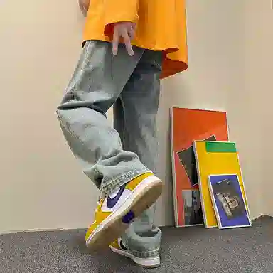 BRNR Straight Washed Jeans