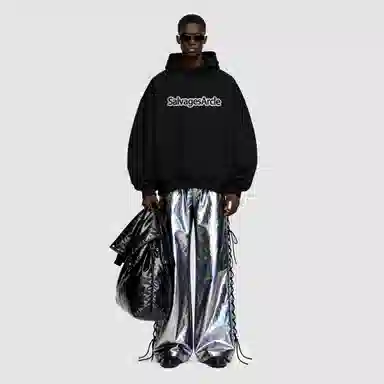 THE SALVAGES FASHION CLUB