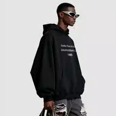 THE SALVAGES FASHION CLUB