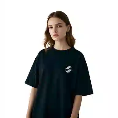 THE SALVAGES FASHION CLUB T