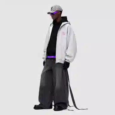 THE SALVAGES FASHION CLUB