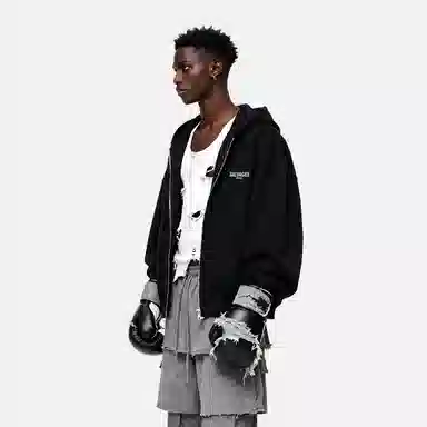 THE SALVAGES FASHION CLUB